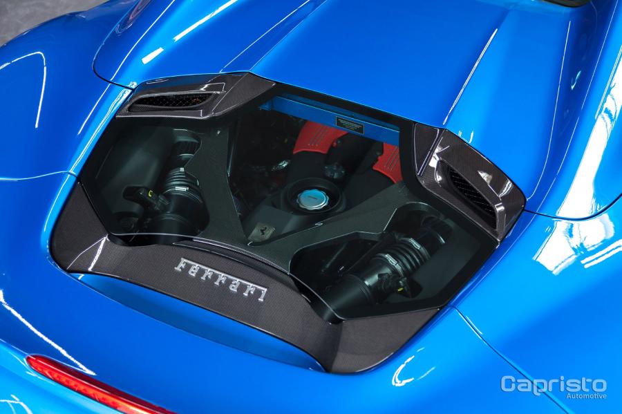 Моторный отсек Ferrari 488 Spider GTS by Capristo Automotive 2016 года  (фото 5 из 13)